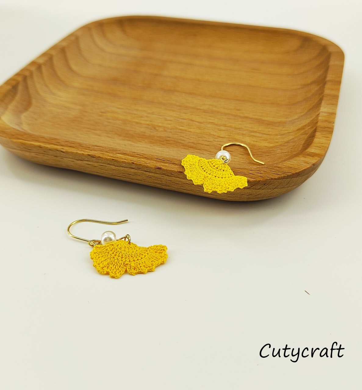 Radiant Ginkgo Leaf Earrings