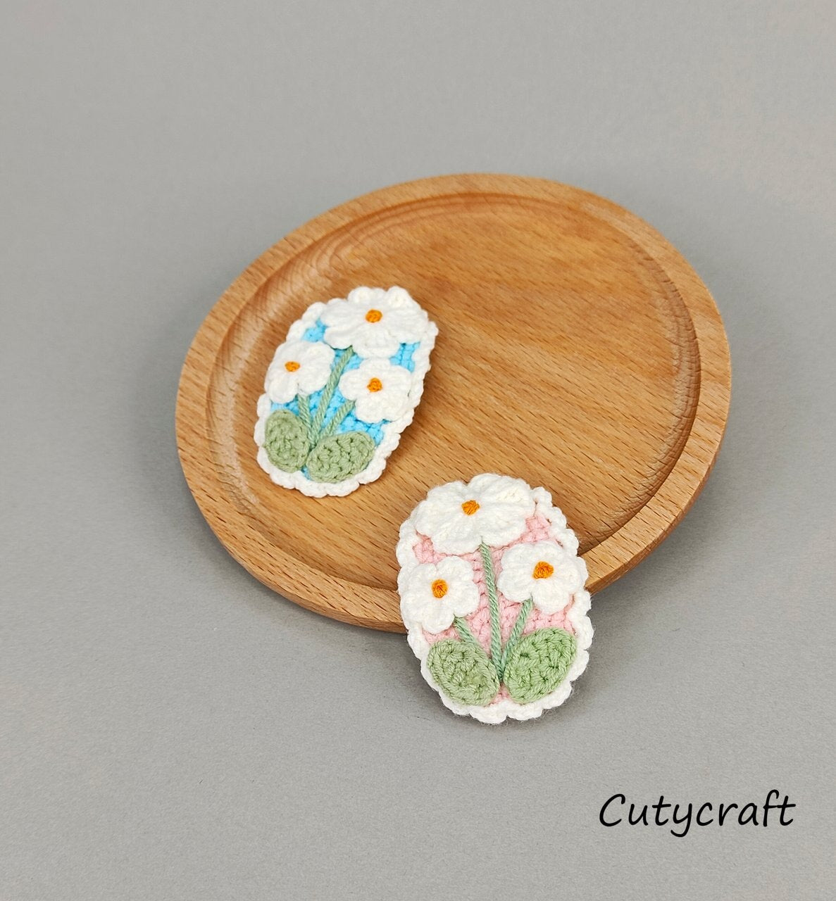 Three Blossoms Girl Hair Clip